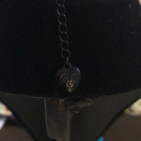 Betsy Johnson Rhinestone Bow Necklace - Picture 3 of 3